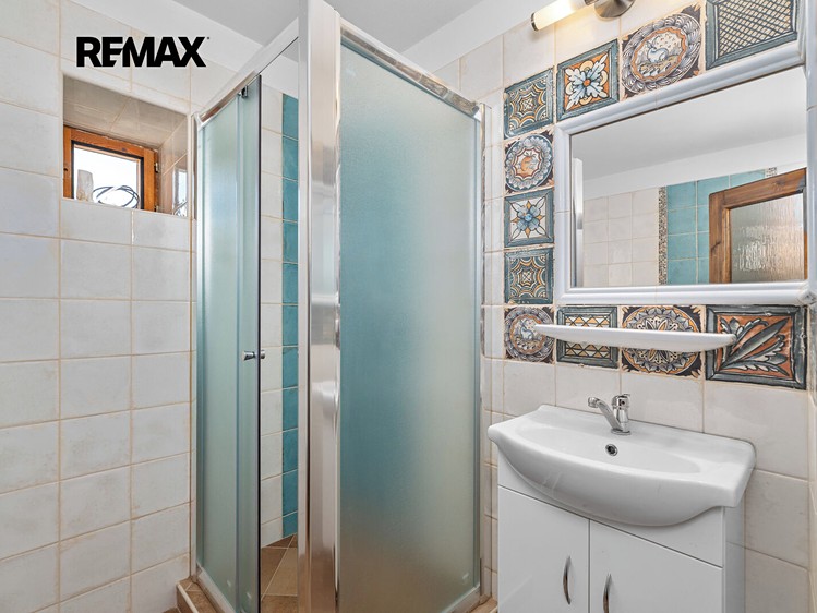 Prodej komerčního prostoru, 855 m² (30 z 49)