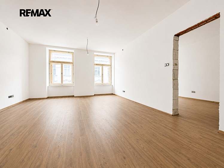 Квартира atypical на продаж, 137 м² (2 з 16)
