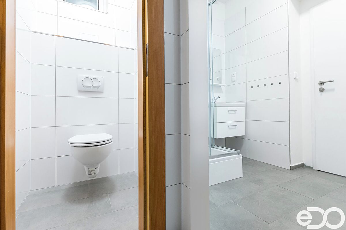 Pronájem bytu 3+kk 99 m² – fotografie 3