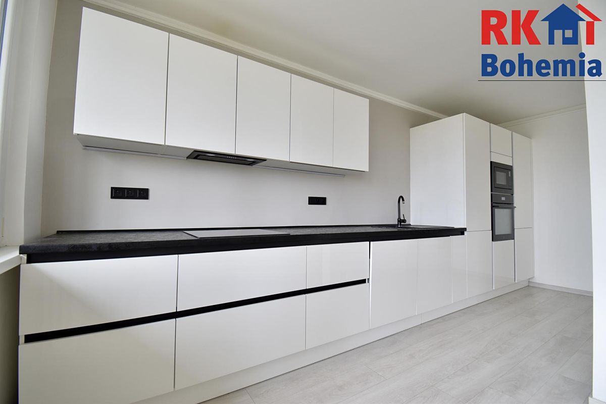 Pronájem bytu 4+kk 90 m²