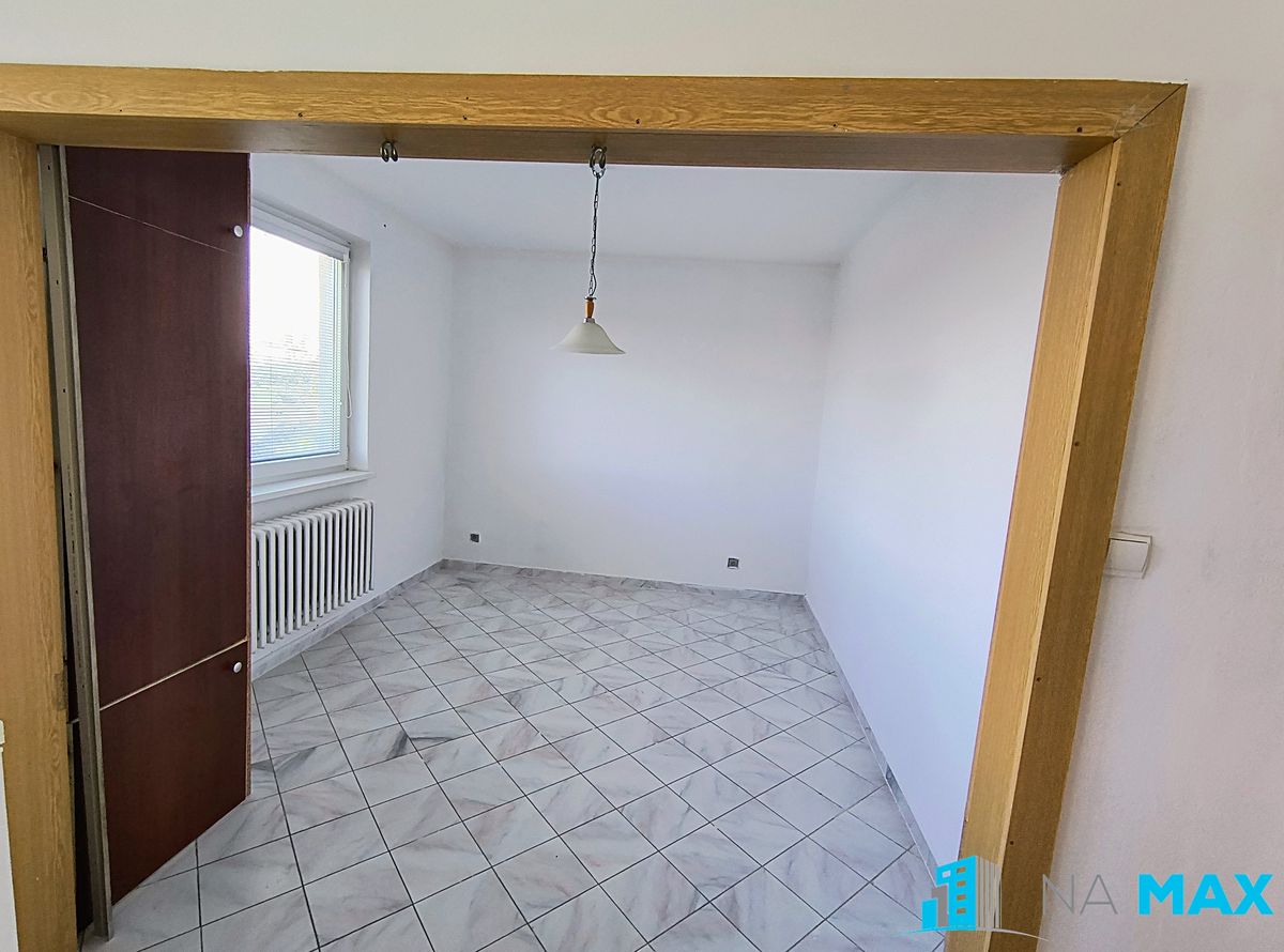 Pronájem bytu 4+kk 86 m² – fotografie 3