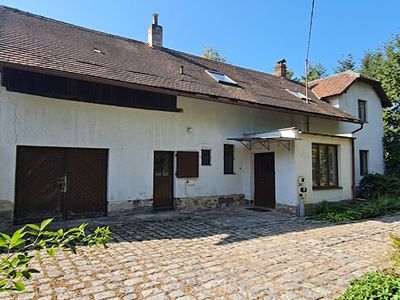 Prodej rodinného domu 260 m², pozemek 1255 m²