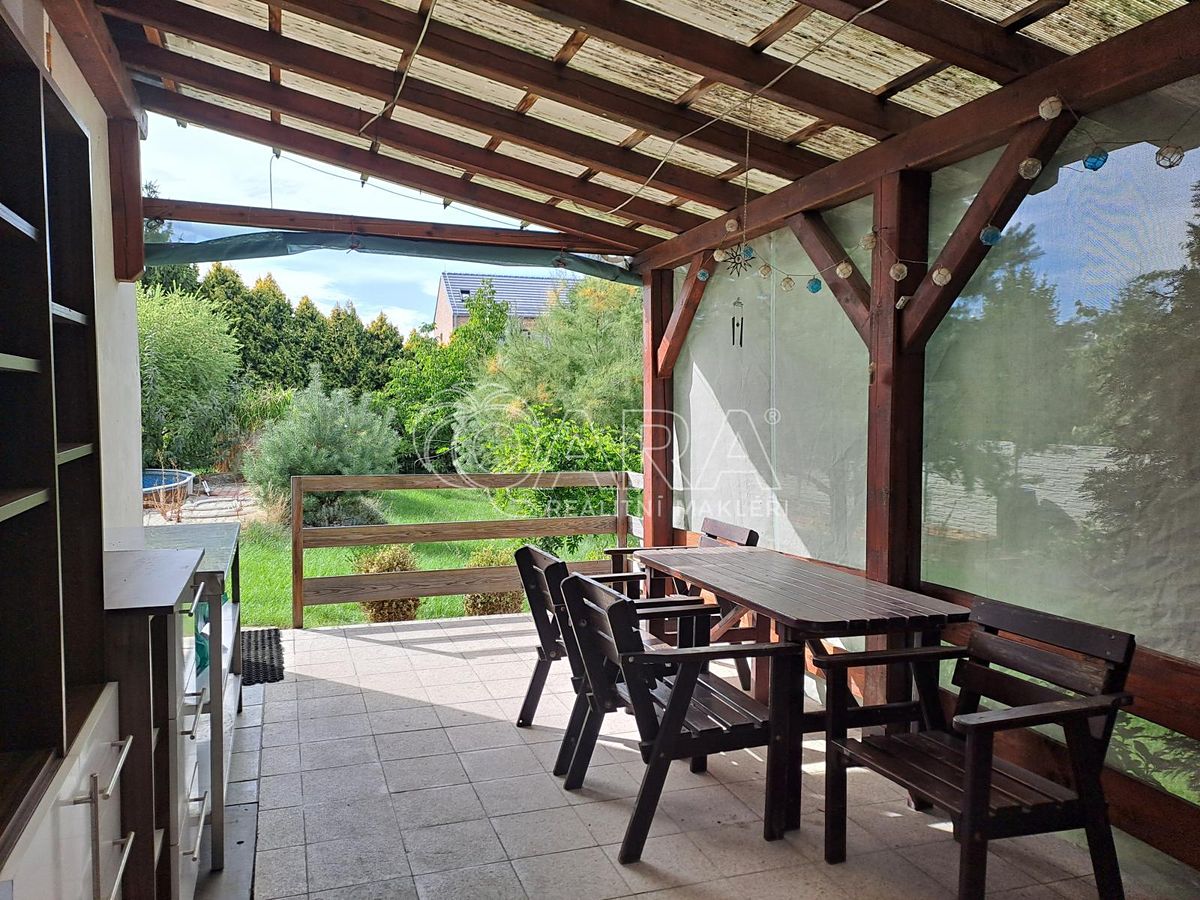 Prodej rodinného domu 150 m², pozemek 1027 m² – fotografie 3