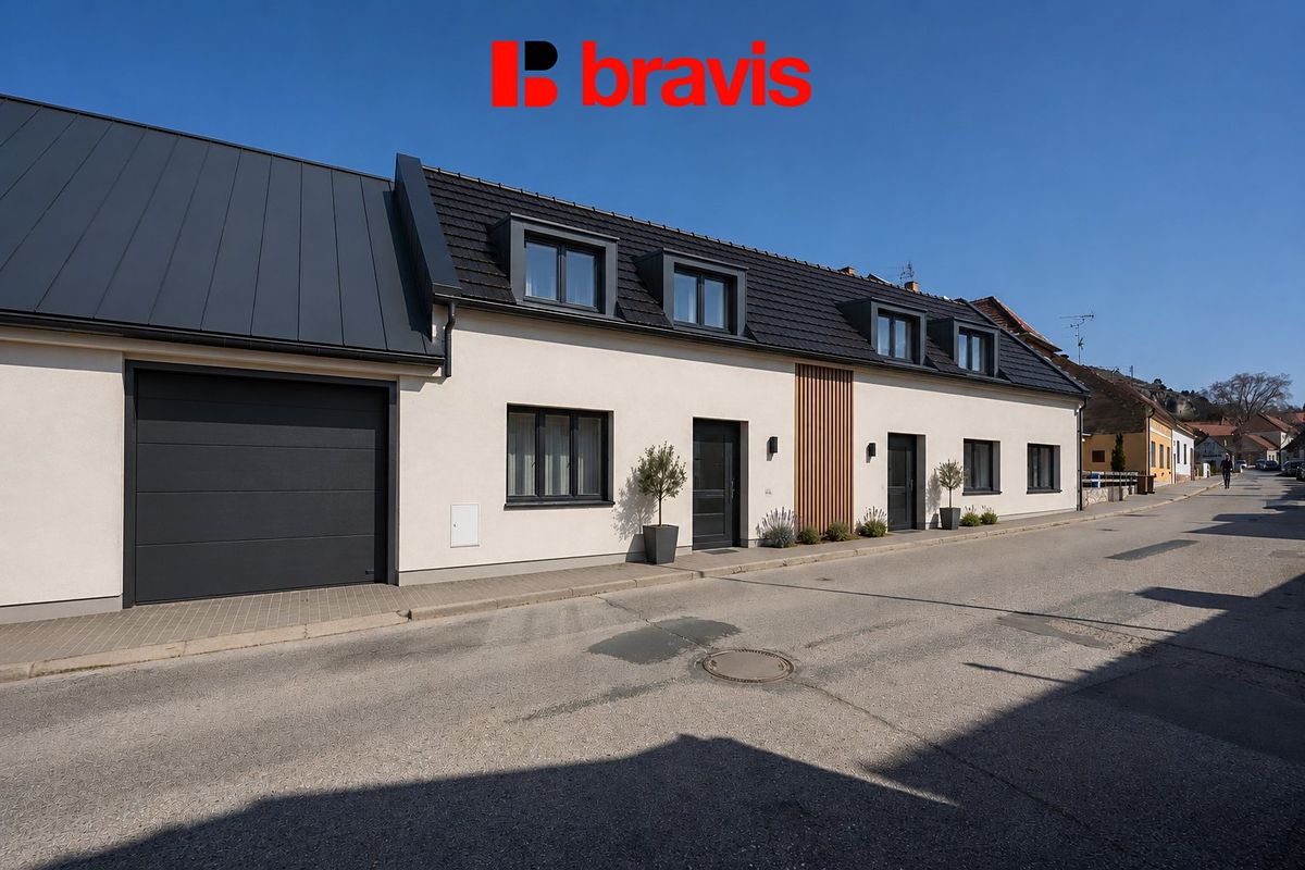 Prodej rodinného domu 170 m², pozemek 1326 m² – fotografie 2
