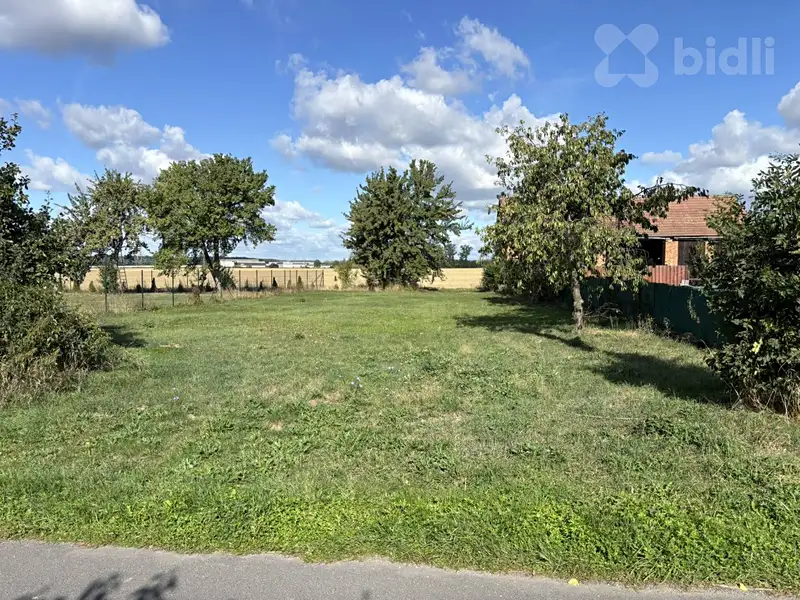 Prodej stavebního pozemku 807 m², Uničov – náhled fotky 2