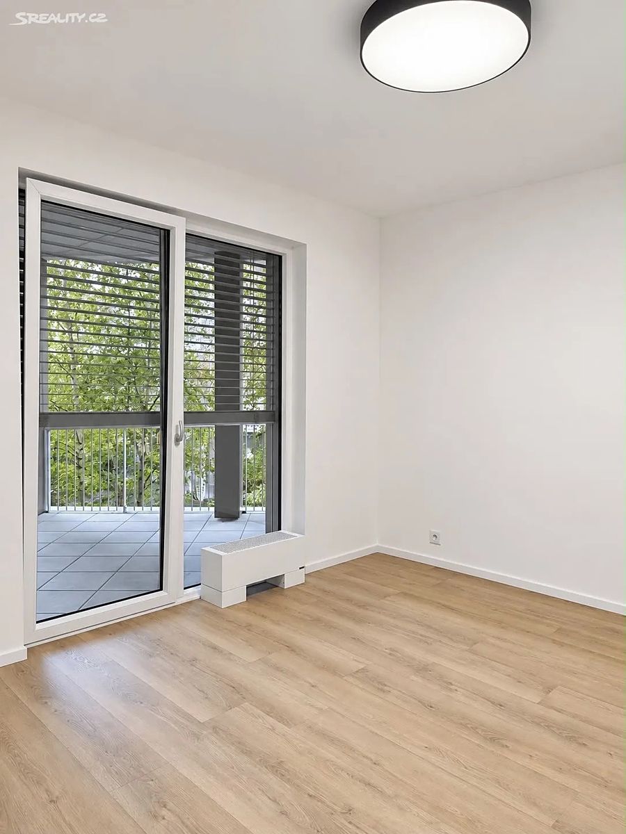 Pronájem bytu 2+kk 82 m²
