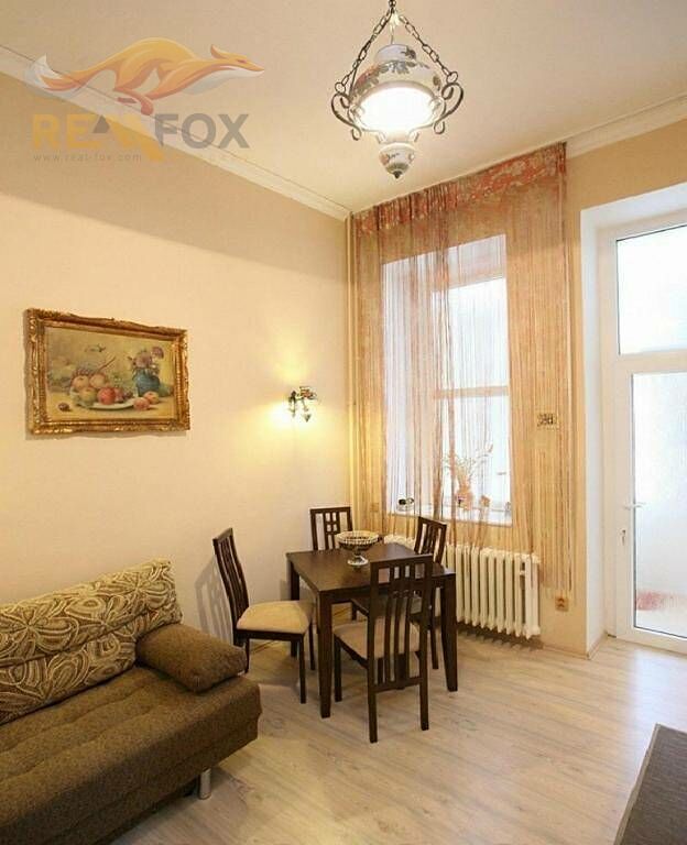 Pronájem bytu 1+1 53 m² – fotografie 2