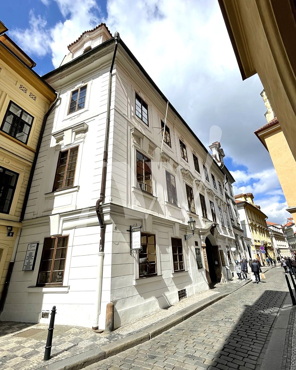 Pronájem kanceláře 167 m² – fotografie 3