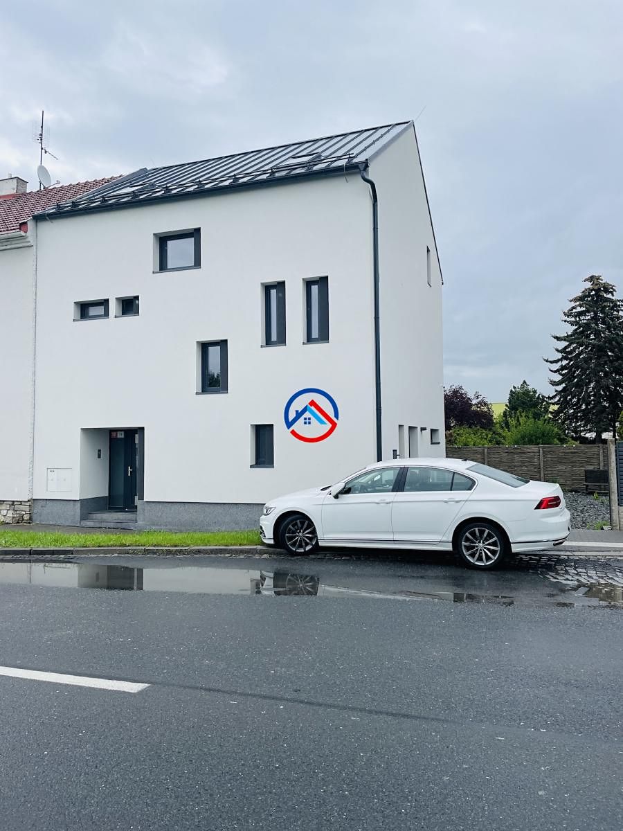Pronájem bytu 1+kk 33 m²
