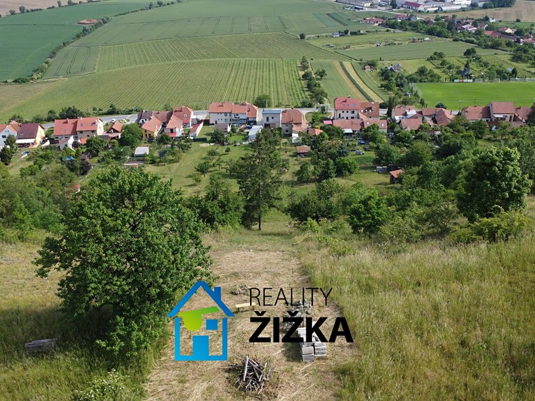 Prodej pozemku, 942 m² (7 z 12)
