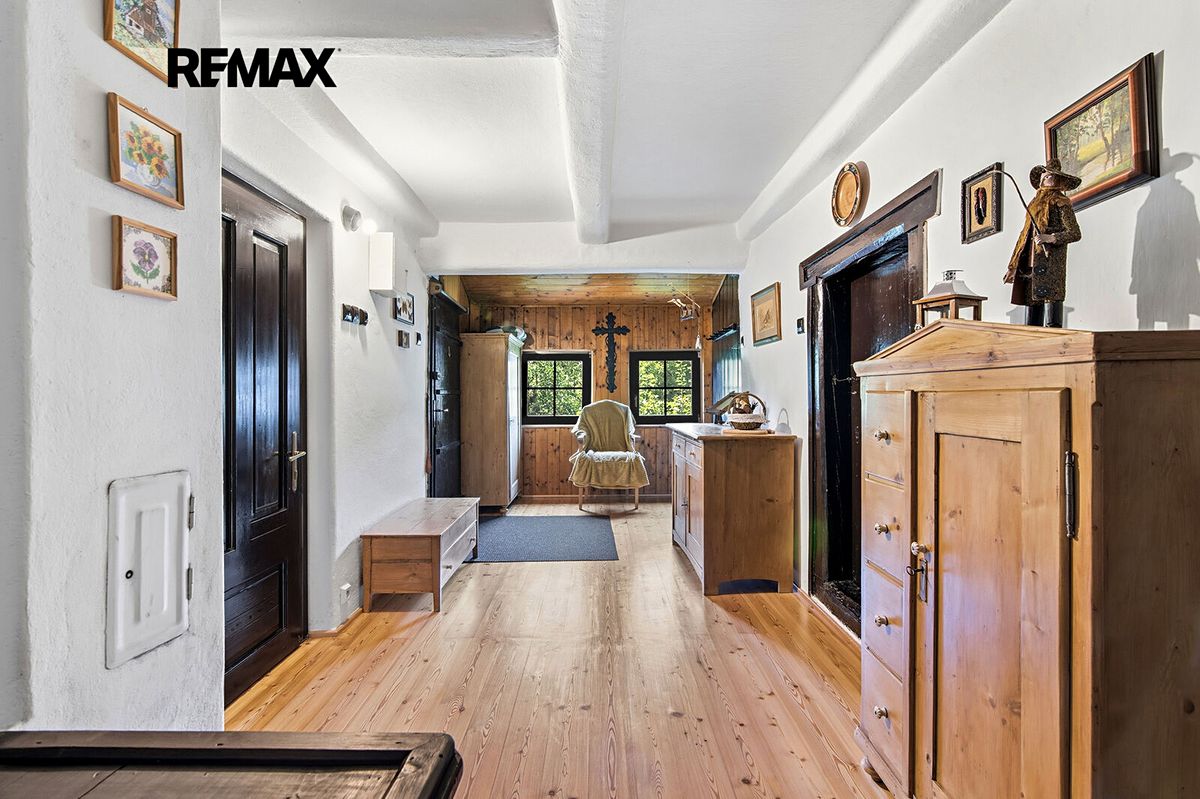 Prodej rodinného domu 128 m², pozemek 941 m² – fotografie 3