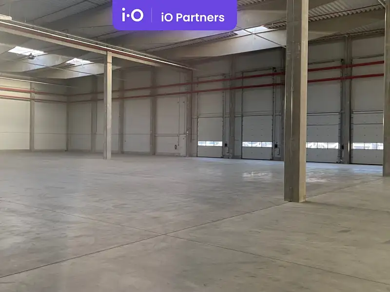 Pronájem skladového prostoru 1200 m², Brandýs nad Labem-Stará Boleslav – náhled fotky 1