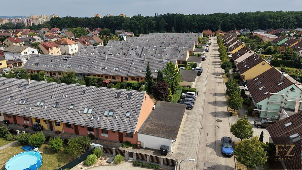 Prodej rodinného domu 138 m², pozemek 262 m² – fotografie 4