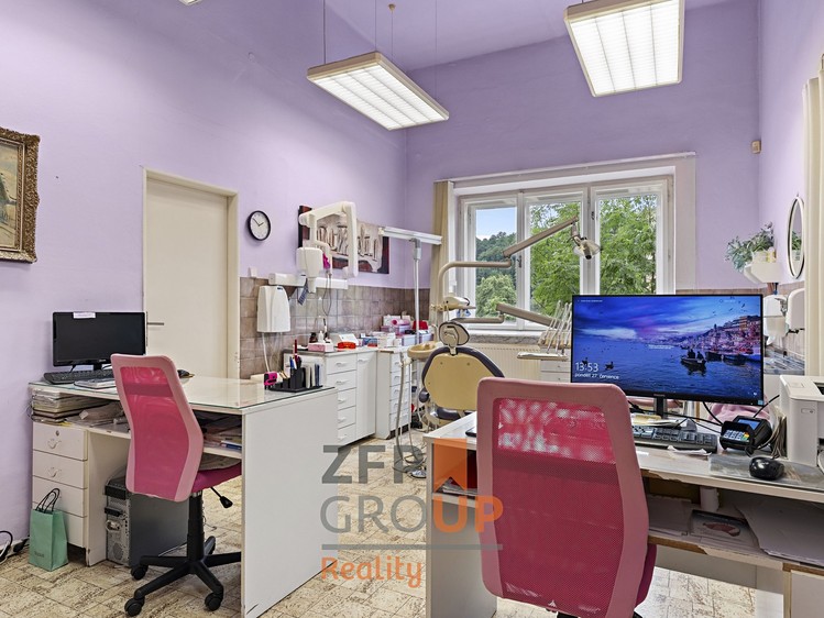 Будинок на продаж, 1 200 м² (4 з 36)