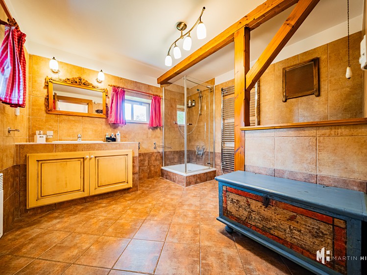 Prodej domu, 189 m² (37 z 65)