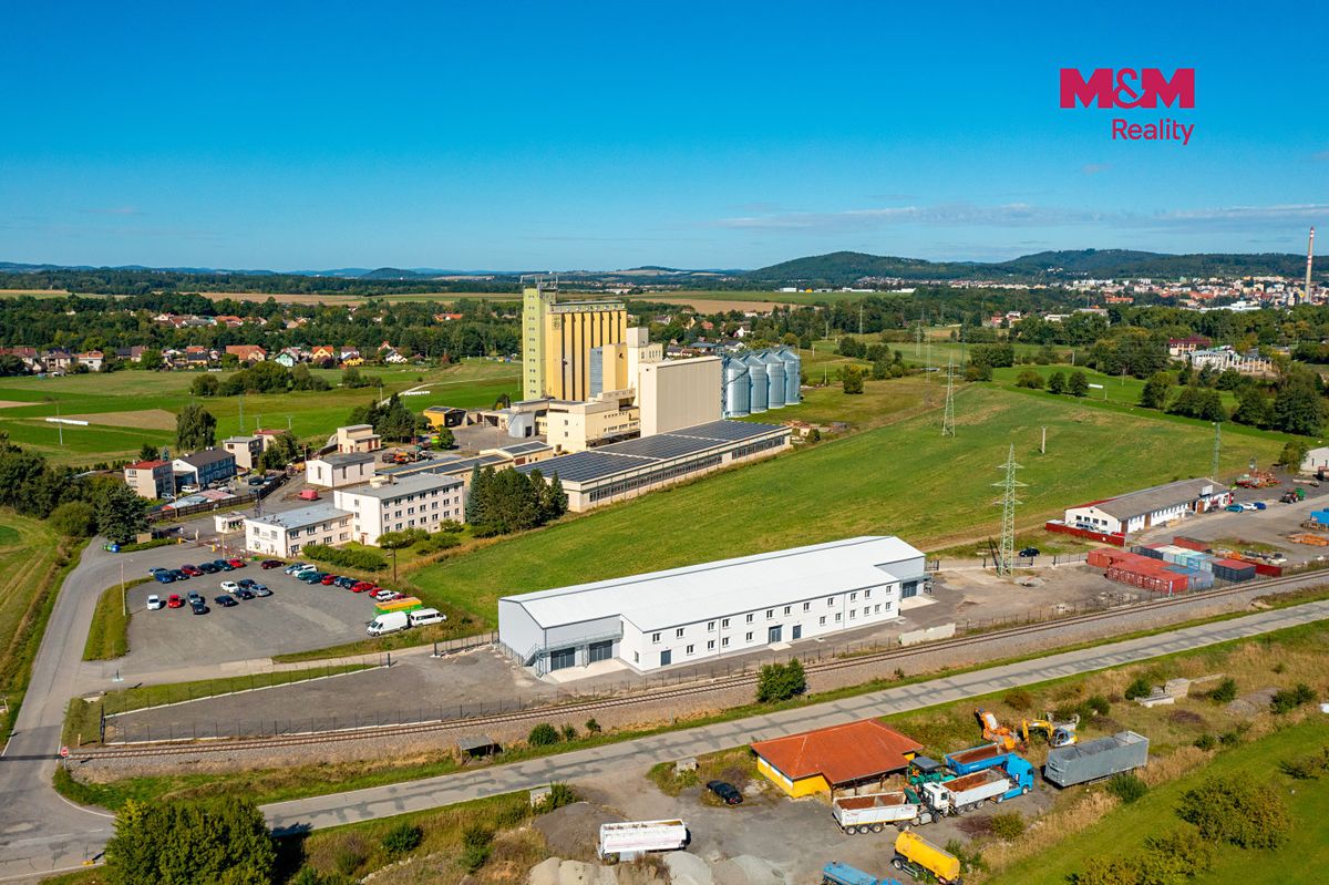 Pronájem komerčního pozemku 1500 m² – fotografie 4