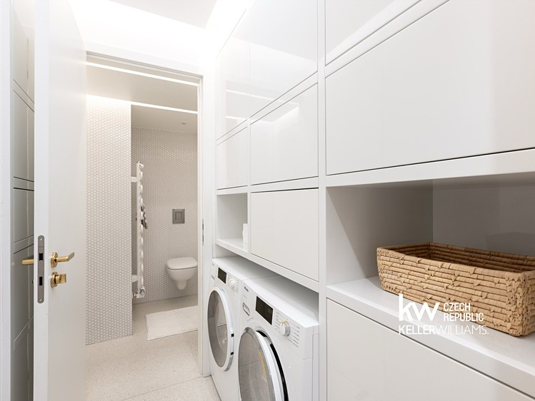 Квартира 6+ на продаж, 231 м² (37 з 38)