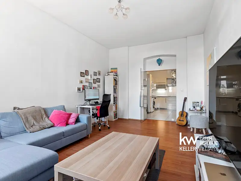 Prodej bytu 2+1 72 m², Praha – náhled fotky 3