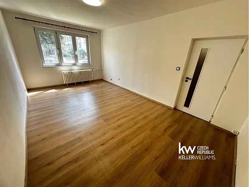 Prodej bytu 1+1 40 m², Kladno – náhled fotky 2