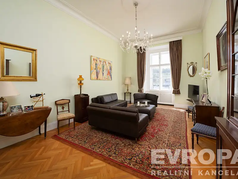 Prodej bytu 2+kk 77 m², Praha – náhled fotky 1