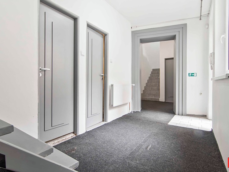 Prodej komerčního prostoru, 145 m² (13 z 25)