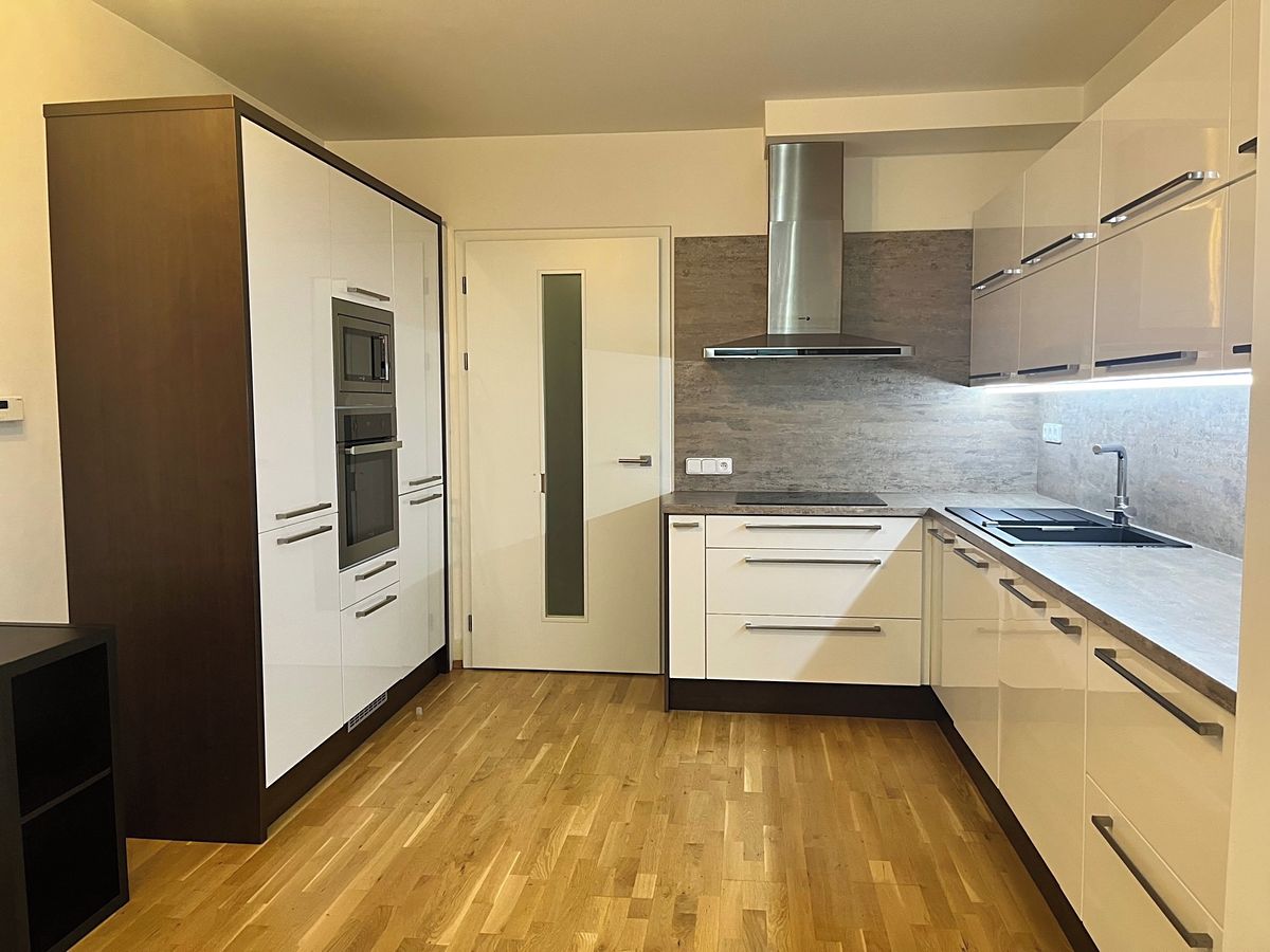 Pronájem bytu 2+kk 55 m²