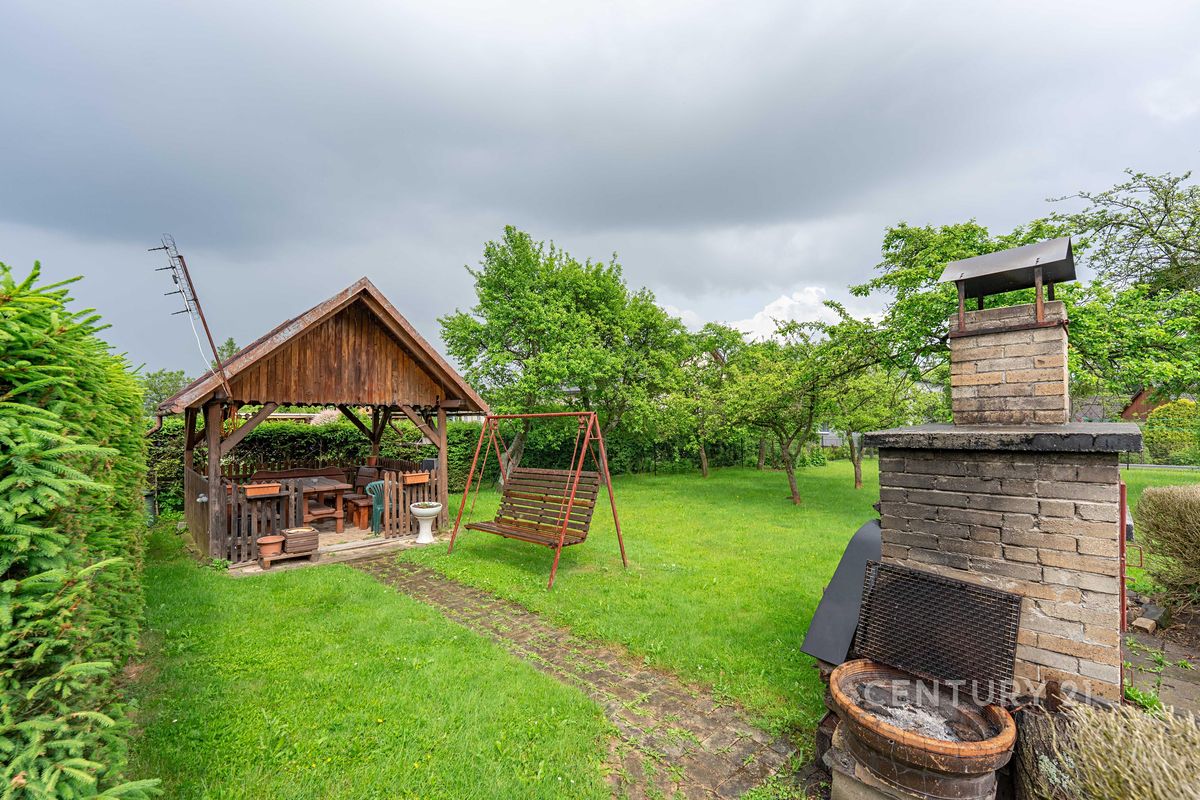 Prodej rodinného domu 195 m², pozemek 2097 m² – fotografie 3