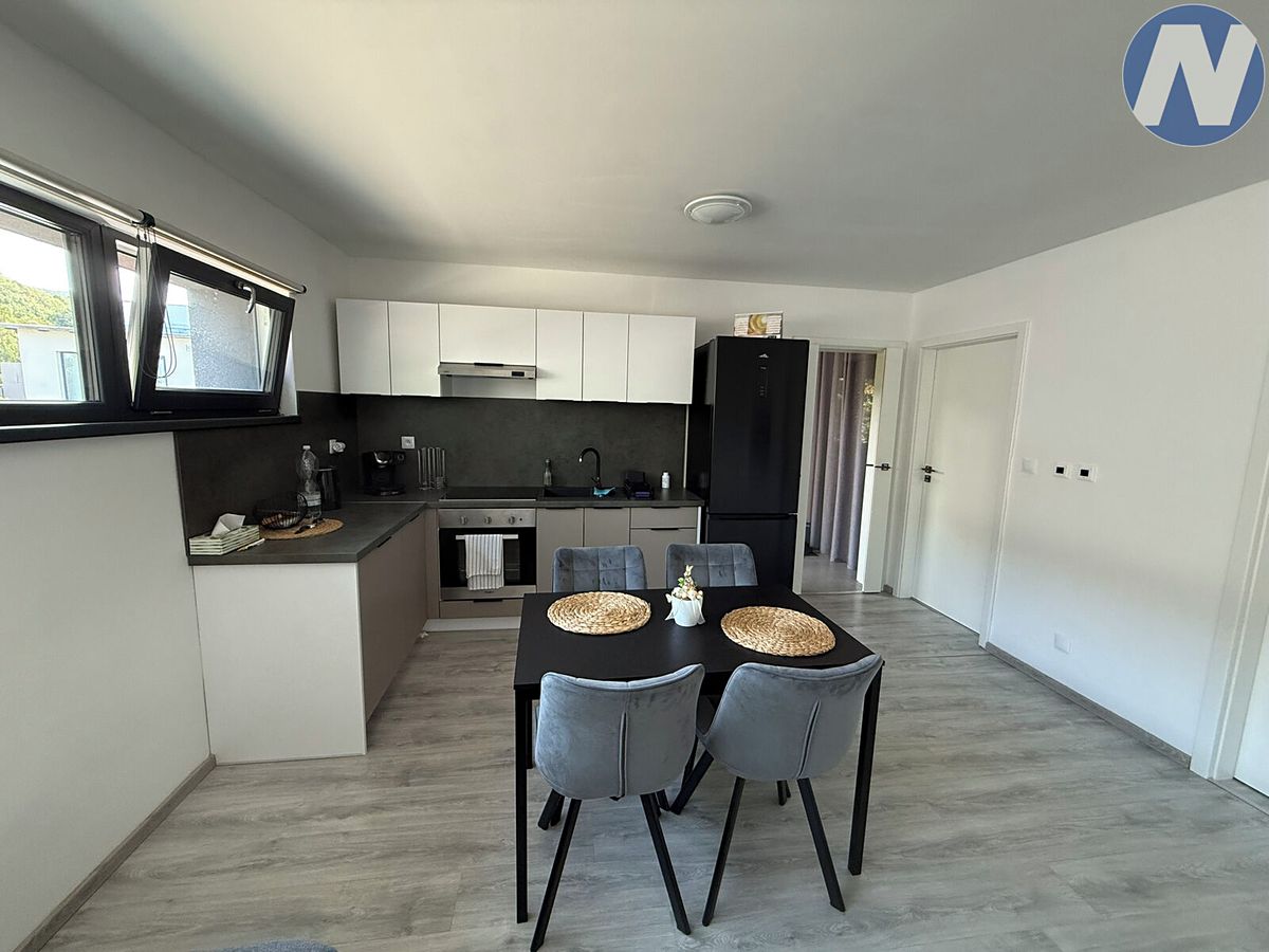 Pronájem bytu 2+kk 55 m² – fotografie 5