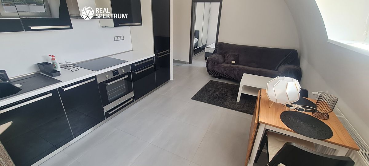 Pronájem bytu 2+kk 36 m²
