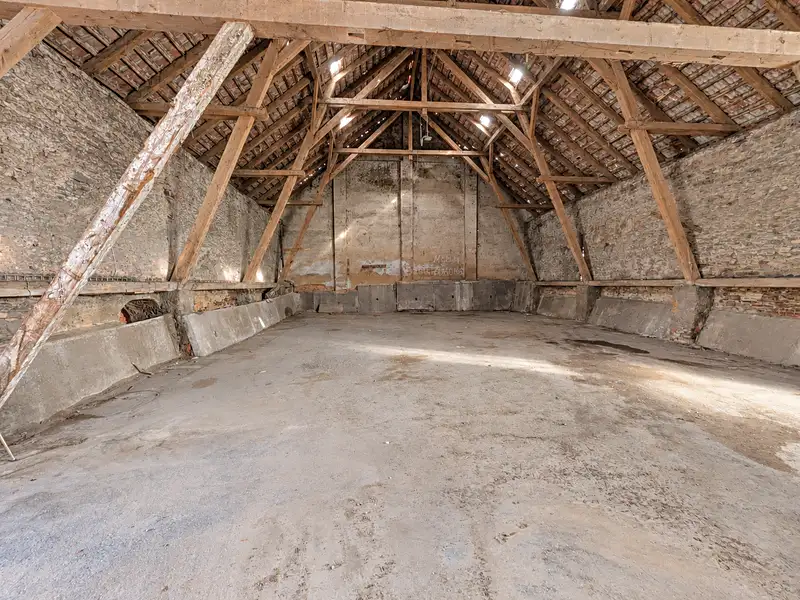 Pronájem skladového prostoru 400 m², Jesenice – náhled fotky 2