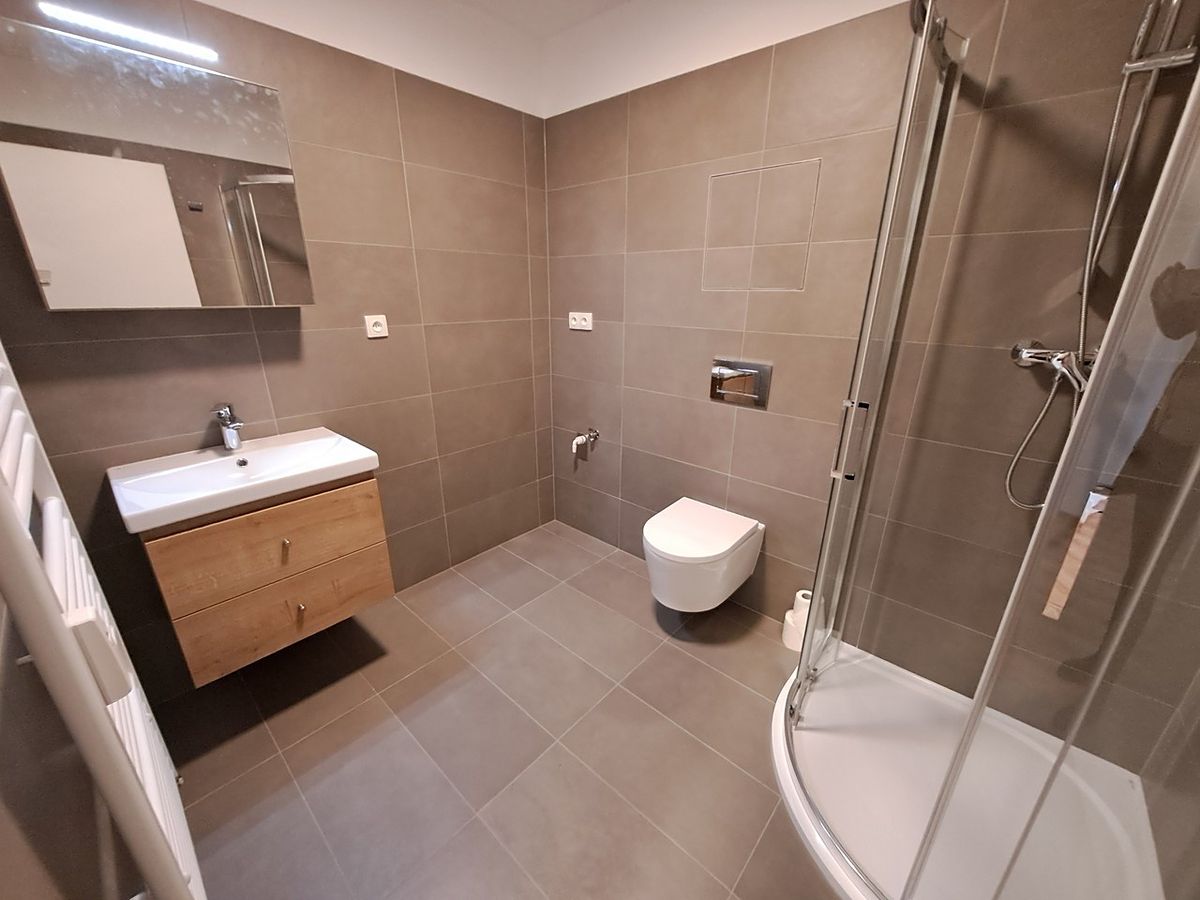 Pronájem bytu 2+kk 52 m² – fotografie 2