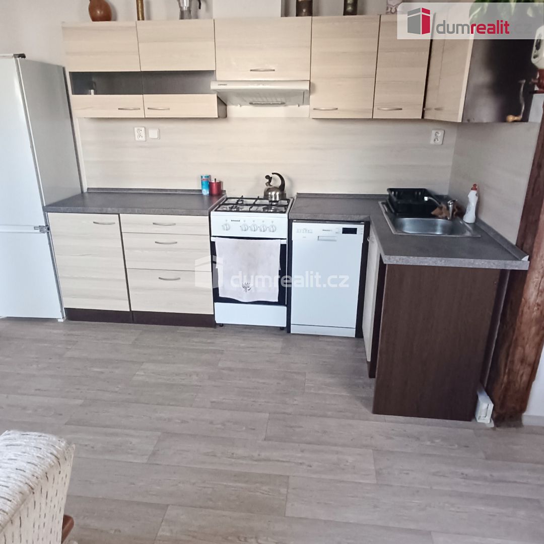 Pronájem bytu 2+kk 93 m²