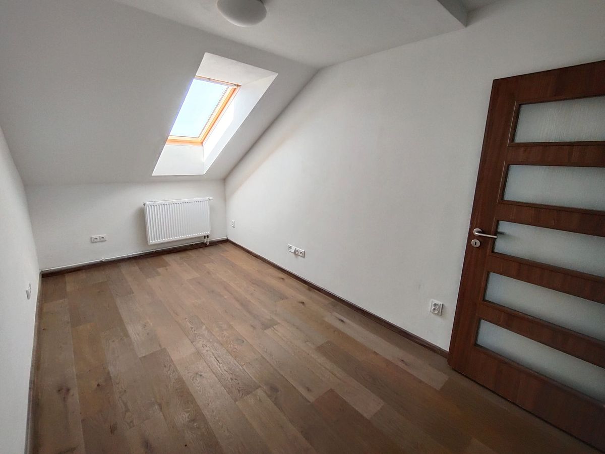 Pronájem bytu 3+kk 83 m² – fotografie 5
