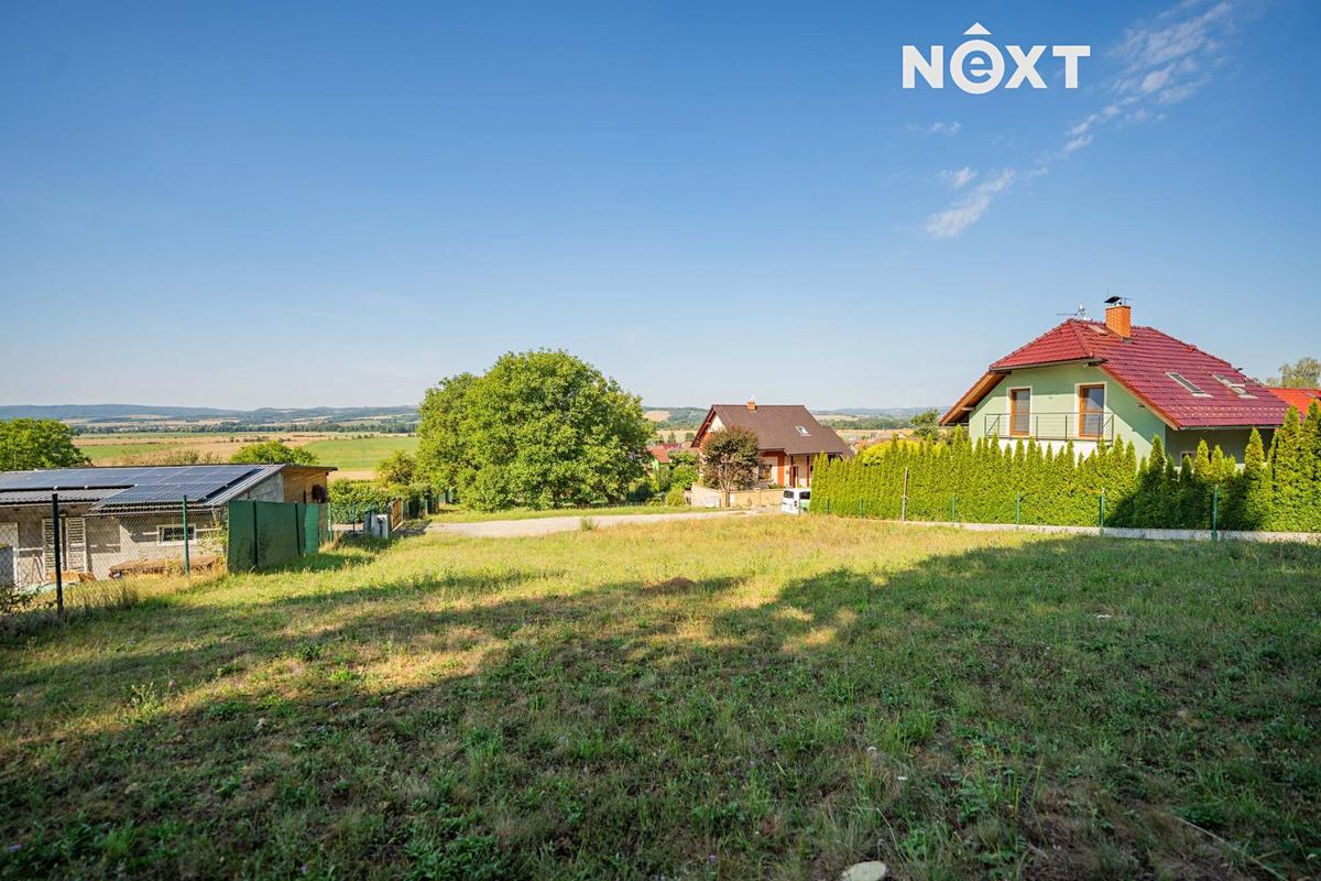 Prodej stavebního pozemku 1936 m² – fotografie 2