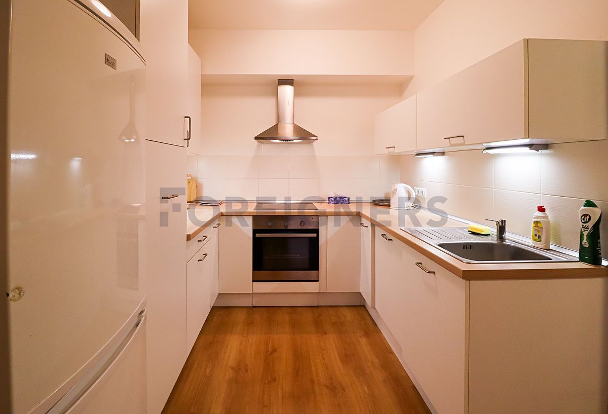 Pronájem bytu 2+kk 58 m² – fotografie 5