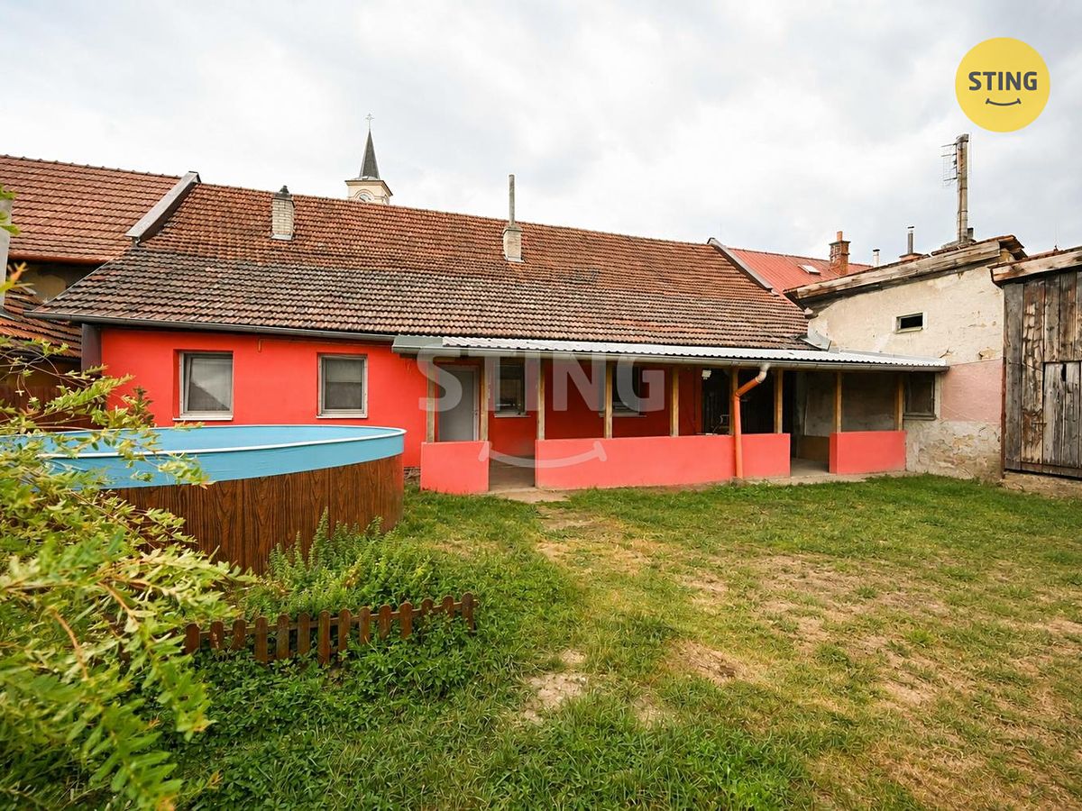 Prodej rodinného domu 140 m², pozemek 2914 m² – fotografie 2