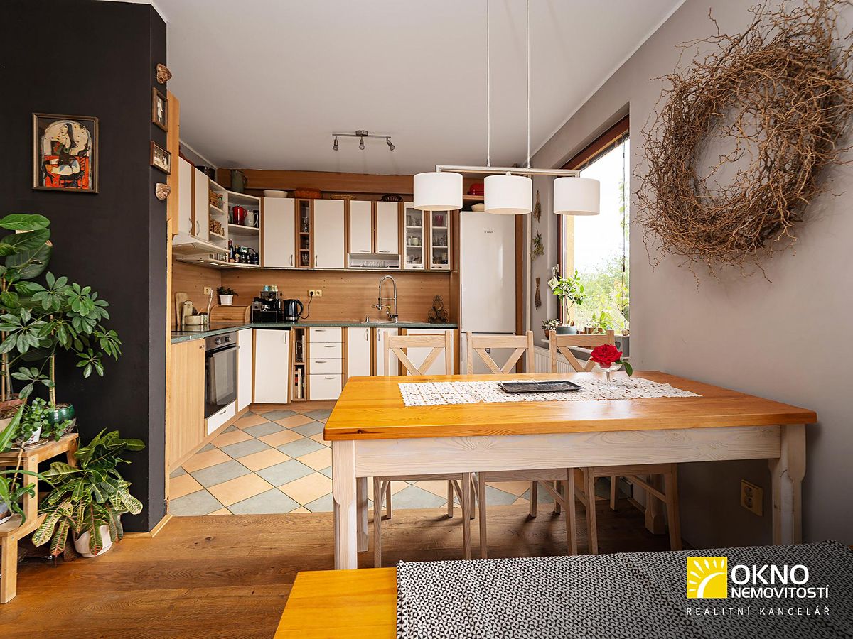 Prodej rodinného domu 120 m², pozemek 1816 m² – fotografie 3
