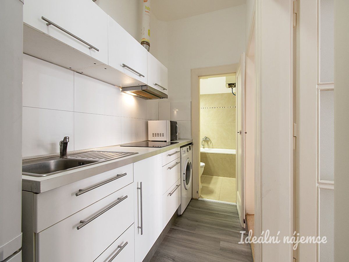 Pronájem bytu 2+1 56 m²