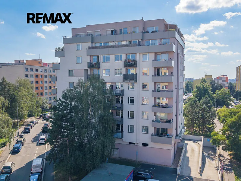 Prodej bytu 2+kk v osobním vlastnictví 42 m², Praha 10 - Hostivař
