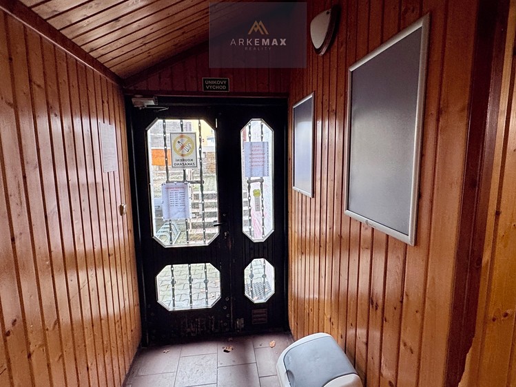 Prodej komerčního prostoru, 160 m² (13 z 19)