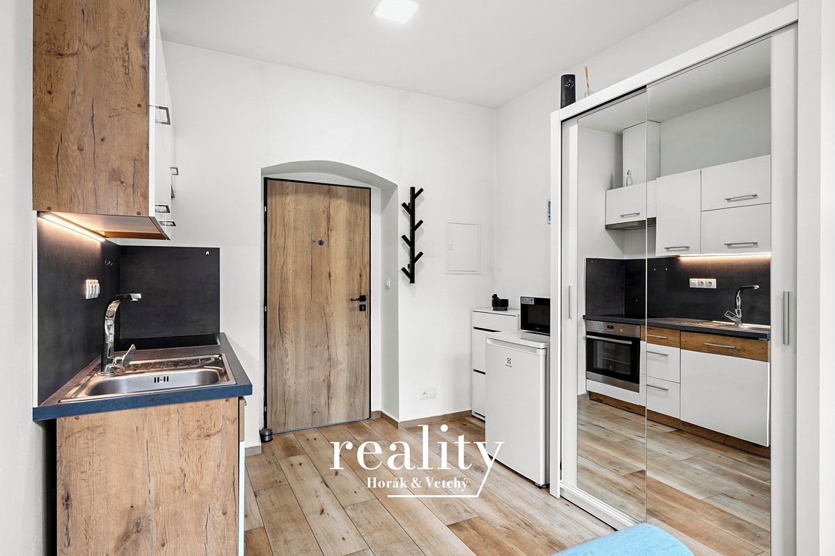 Prodej bytu 1+kk 22 m² – fotografie 4
