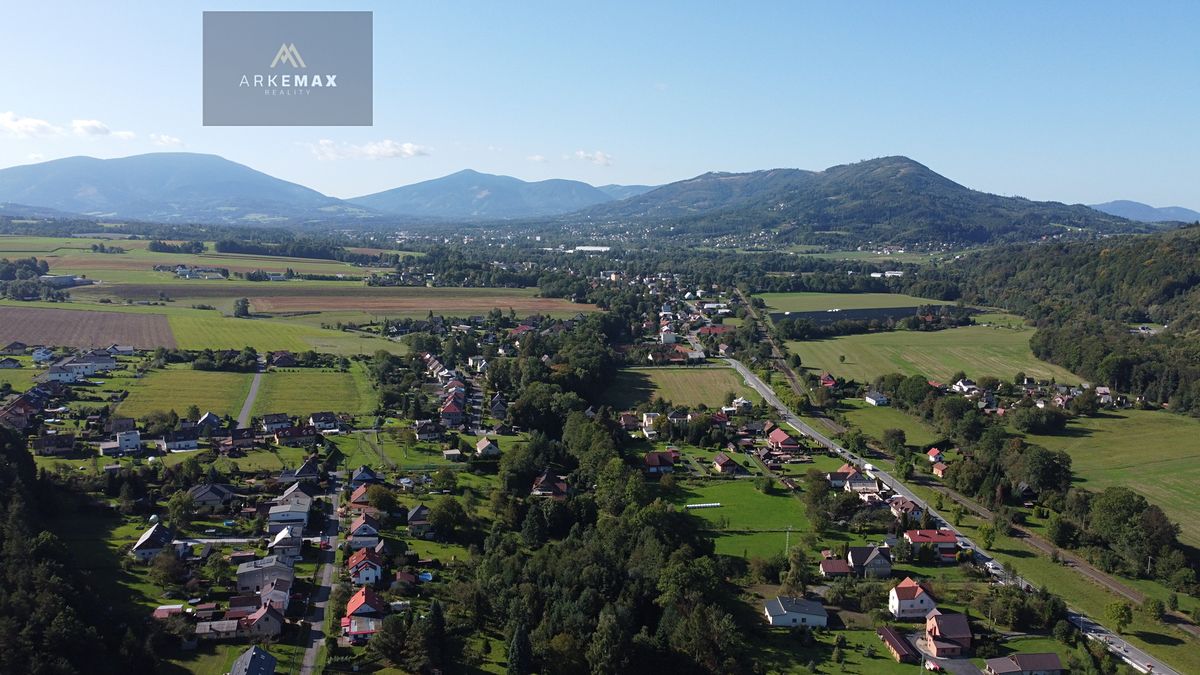 Prodej stavebního pozemku 6332 m² 2