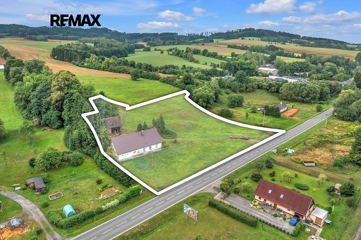 Prodej rodinného domu 90 m², pozemek 7163 m²