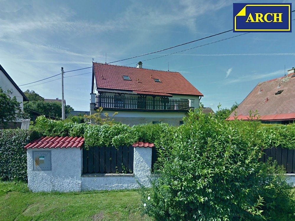 Prodej rodinného domu 280 m², pozemek 876 m² – fotografie 3