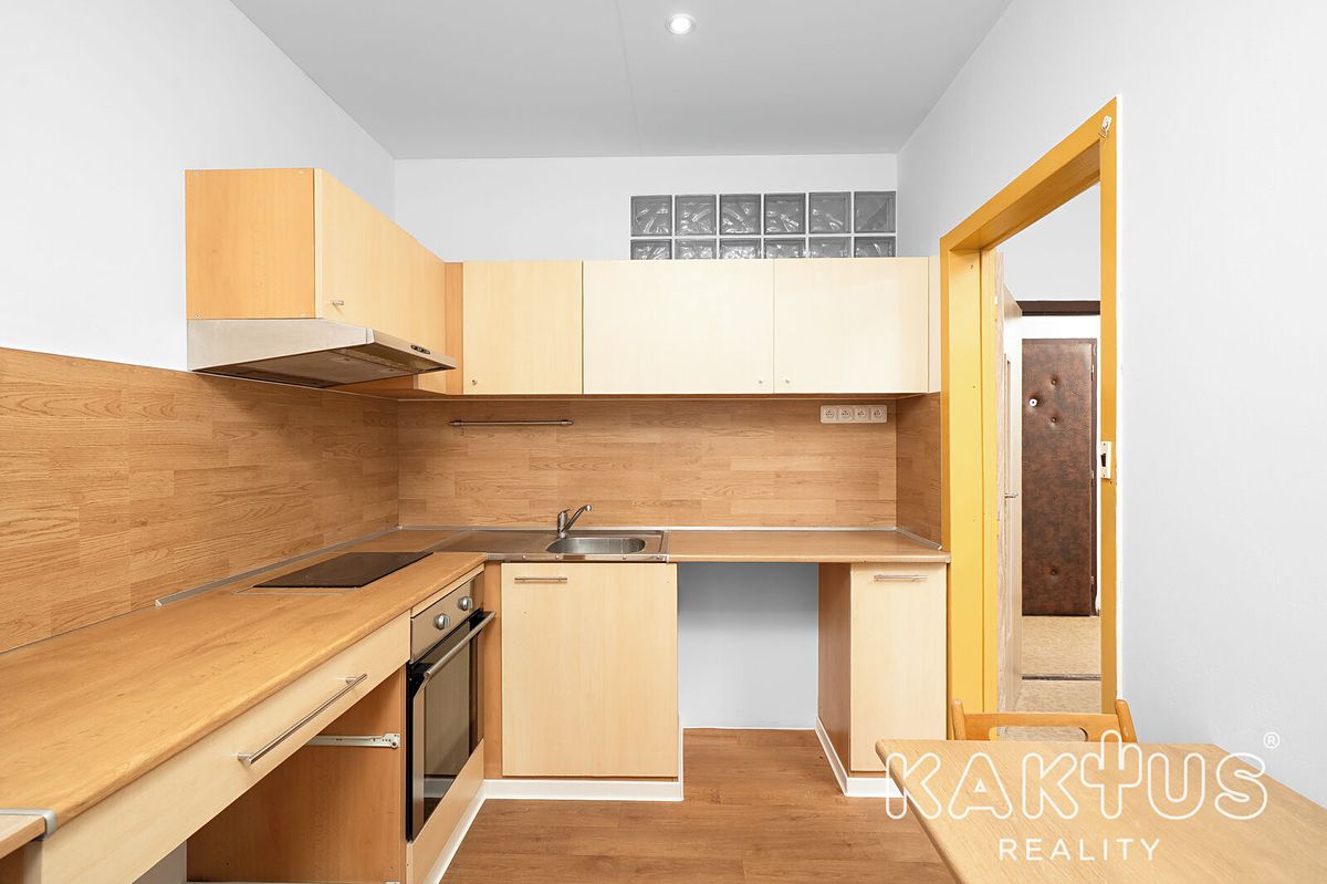 Pronájem bytu 2+1 46 m² – fotografie 2