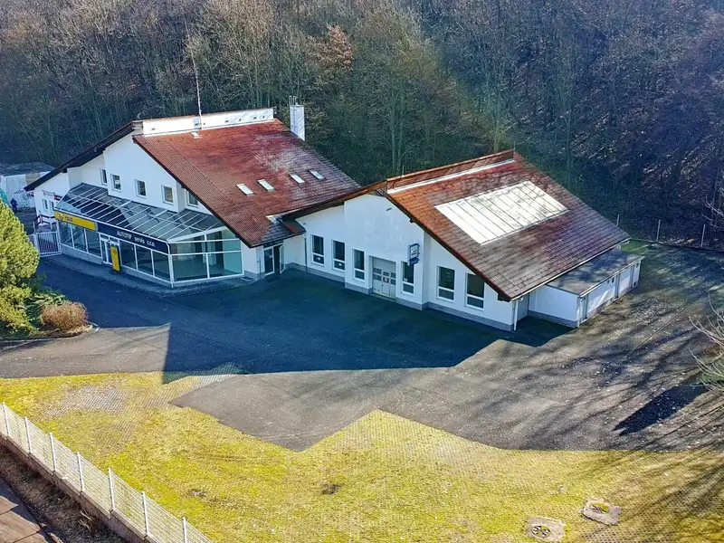 Prodej výrobní haly, prostoru 1500 m², Teplice – náhled fotky 1