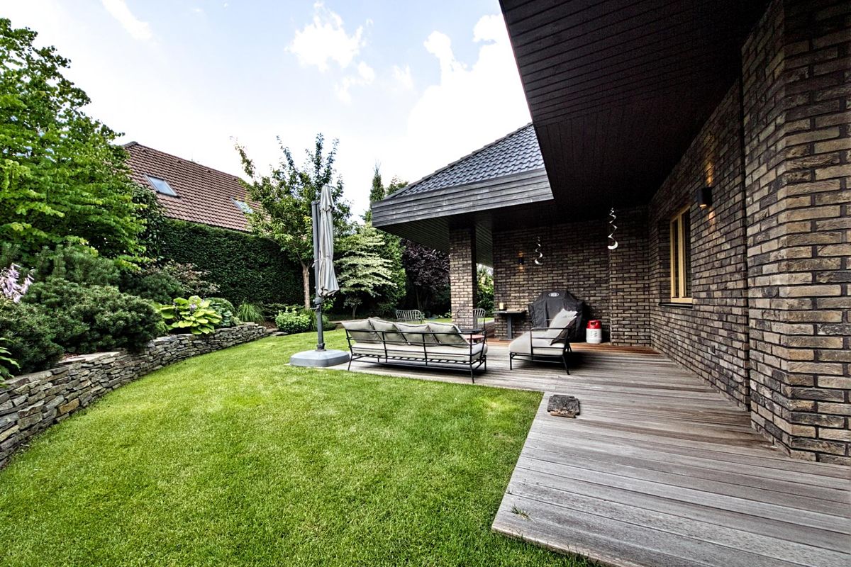 Prodej rodinného domu 293 m², pozemek 805 m² – fotografie 4
