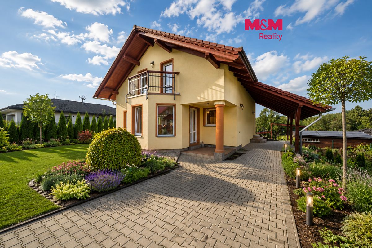 Prodej rodinného domu 151 m², pozemek 1061 m²