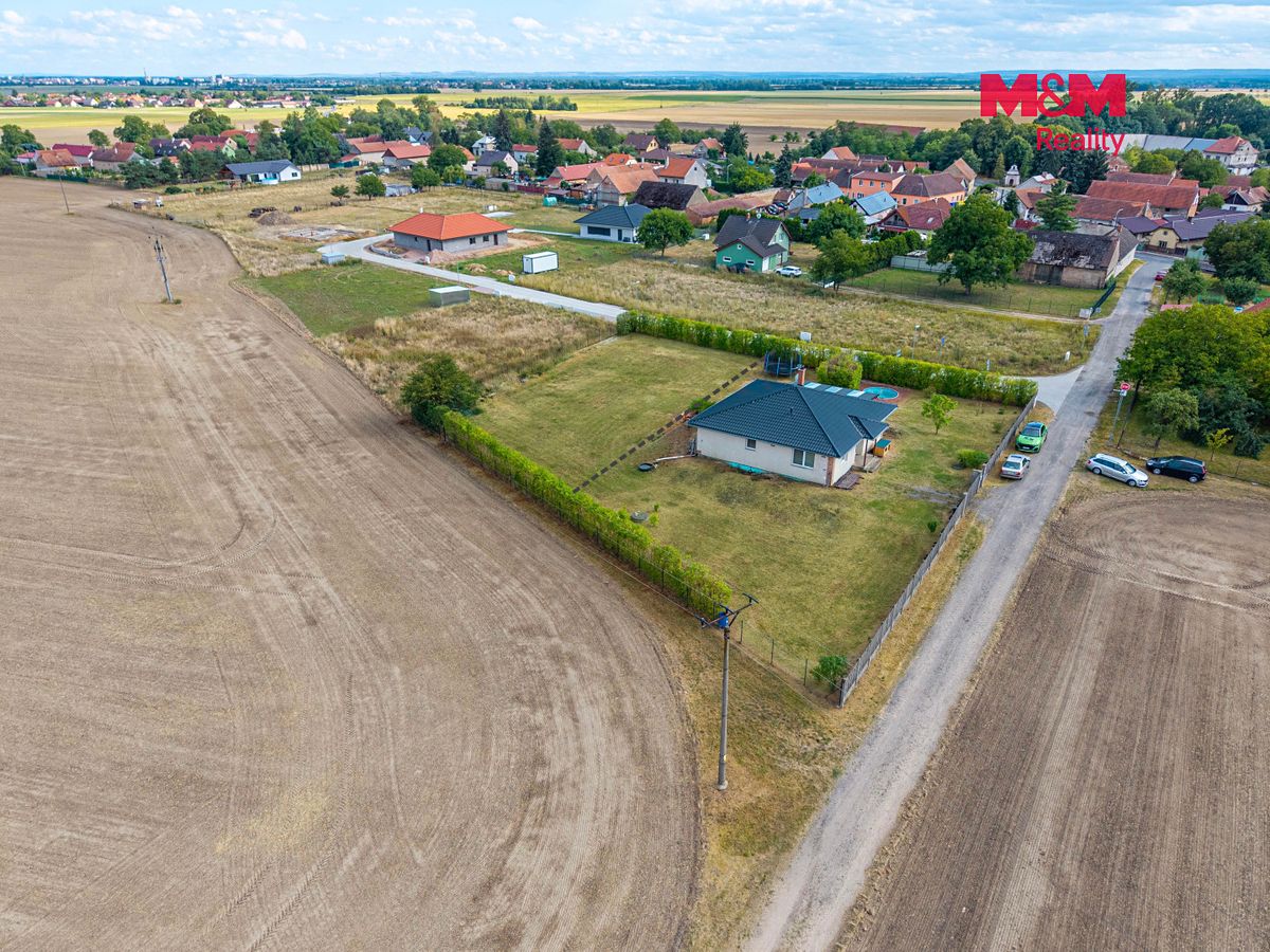Prodej rodinného domu 114 m², pozemek 1419 m² – fotografie 2