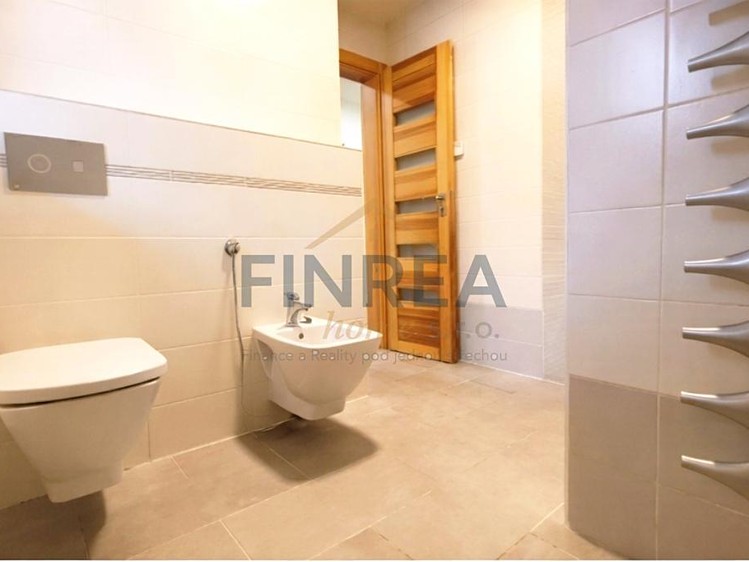 Будинок на продаж, 180 м² (16 з 43)